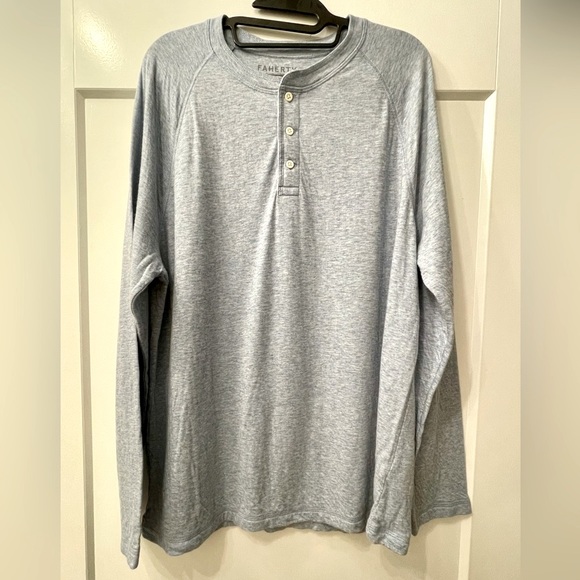 Faherty Other - Faherty Cloud Cotton Long-Sleeve Henley shirt, Men’s size XL